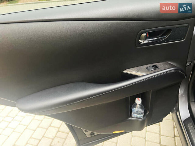Серый Лексус РХ, объемом двигателя 3.5 л и пробегом 176 тыс. км за 18300 $, фото 46 на Automoto.ua