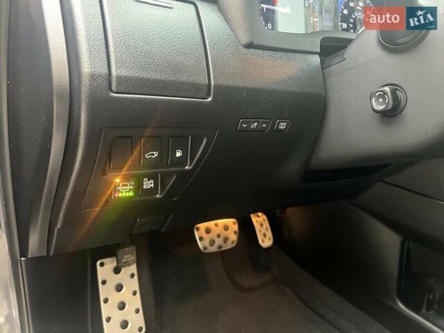 Серый Лексус РХ, объемом двигателя 3.5 л и пробегом 176 тыс. км за 18300 $, фото 30 на Automoto.ua