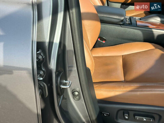 Сірий Лексус РХ, об'ємом двигуна 3.5 л та пробігом 201 тис. км за 22800 $, фото 25 на Automoto.ua