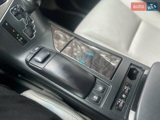 Серый Лексус РХ, объемом двигателя 3.46 л и пробегом 150 тыс. км за 18900 $, фото 23 на Automoto.ua