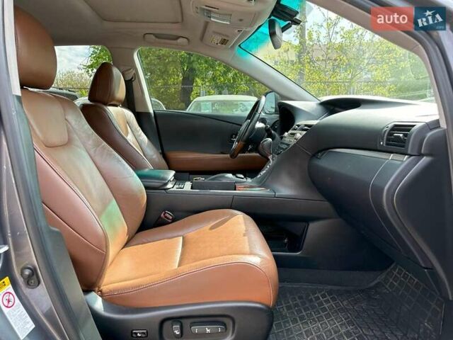 Серый Лексус РХ, объемом двигателя 3.5 л и пробегом 273 тыс. км за 18490 $, фото 16 на Automoto.ua