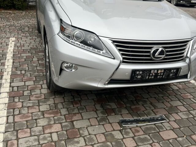 Серый Лексус РХ, объемом двигателя 3.5 л и пробегом 129 тыс. км за 18900 $, фото 1 на Automoto.ua