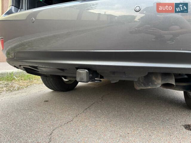 Серый Лексус РХ, объемом двигателя 3.5 л и пробегом 227 тыс. км за 21800 $, фото 4 на Automoto.ua