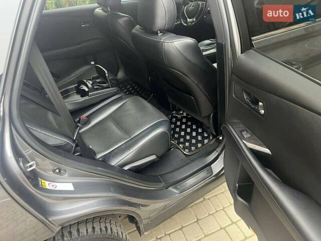 Серый Лексус РХ, объемом двигателя 3.5 л и пробегом 176 тыс. км за 18300 $, фото 21 на Automoto.ua