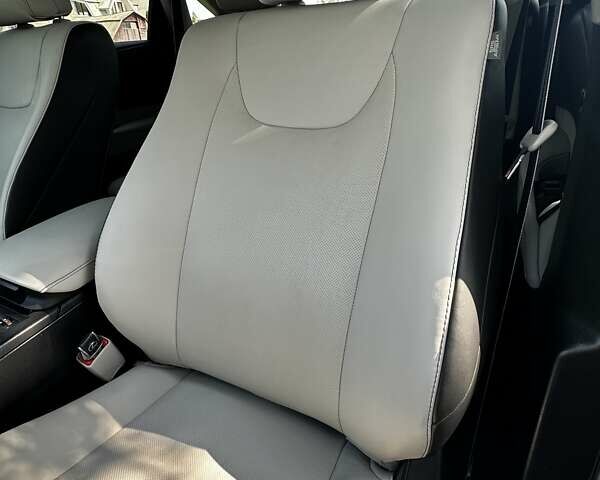 Сірий Лексус РХ, об'ємом двигуна 3.46 л та пробігом 173 тис. км за 21000 $, фото 18 на Automoto.ua