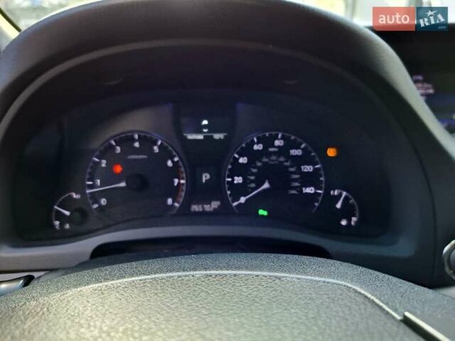 Серый Лексус РХ, объемом двигателя 3 л и пробегом 265 тыс. км за 16500 $, фото 15 на Automoto.ua