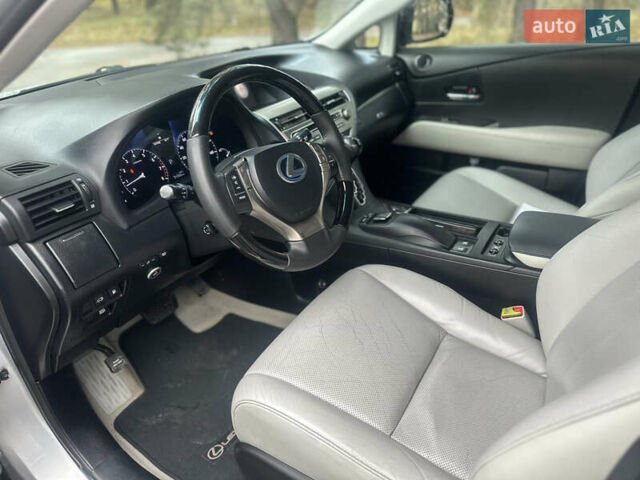 Серый Лексус РХ, объемом двигателя 3.46 л и пробегом 150 тыс. км за 18900 $, фото 9 на Automoto.ua