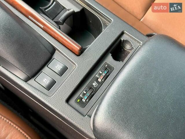 Серый Лексус РХ, объемом двигателя 3.5 л и пробегом 273 тыс. км за 18490 $, фото 26 на Automoto.ua