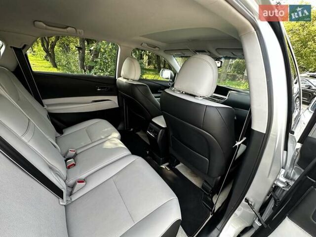 Сірий Лексус РХ, об'ємом двигуна 3.46 л та пробігом 173 тис. км за 21000 $, фото 3 на Automoto.ua