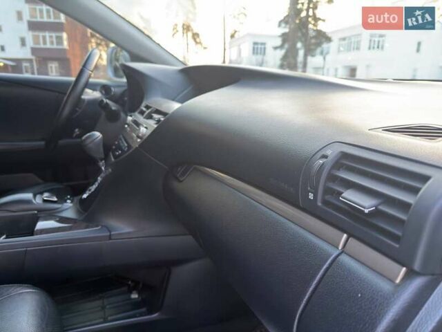 Серый Лексус РХ, объемом двигателя 3.46 л и пробегом 197 тыс. км за 18000 $, фото 40 на Automoto.ua