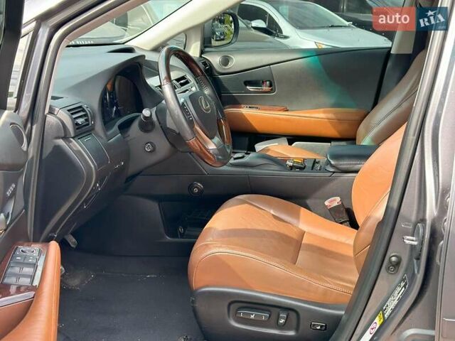 Серый Лексус РХ, объемом двигателя 3.5 л и пробегом 273 тыс. км за 18490 $, фото 17 на Automoto.ua
