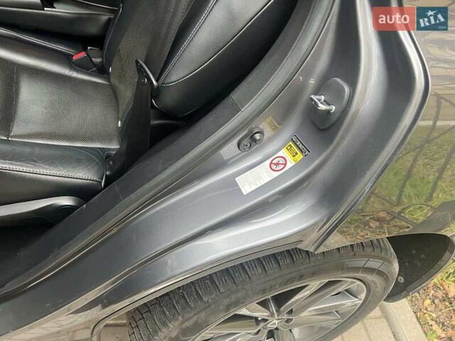 Серый Лексус РХ, объемом двигателя 3.5 л и пробегом 176 тыс. км за 18300 $, фото 47 на Automoto.ua