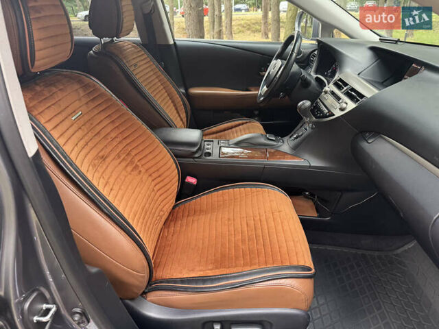 Лексус РХ 2013 в Киеве на Automoto.ua Серый Лексус РХ, объемом двигателя 3.5 л и пробегом 182 тыс. км за 23400 $, фото 41 на Automoto.ua