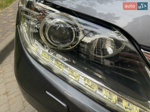 Лексус РХ 2013 в Киеве на Automoto.ua Серый Лексус РХ, объемом двигателя 3.5 л и пробегом 182 тыс. км за 23400 $, фото 24 на Automoto.ua