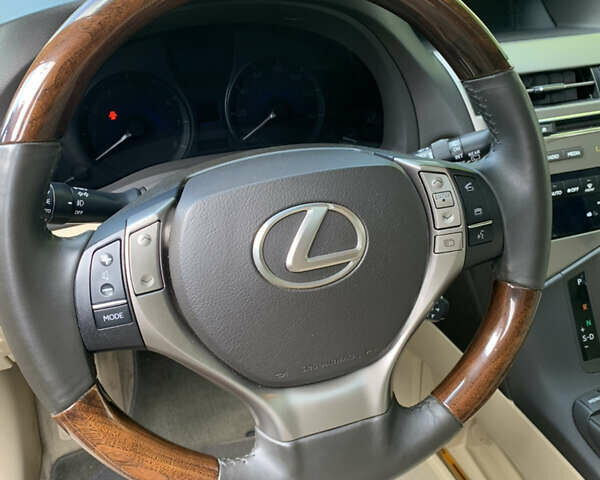 Сірий Лексус РХ, об'ємом двигуна 3.46 л та пробігом 135 тис. км за 25000 $, фото 10 на Automoto.ua