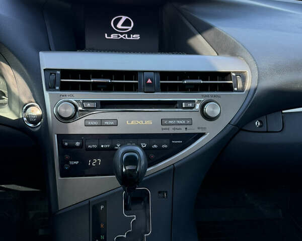 Серый Лексус РХ, объемом двигателя 3.46 л и пробегом 190 тыс. км за 17900 $, фото 10 на Automoto.ua