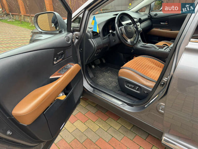 Лексус РХ 2013 в Киеве на Automoto.ua Серый Лексус РХ, объемом двигателя 3.5 л и пробегом 182 тыс. км за 23400 $, фото 19 на Automoto.ua