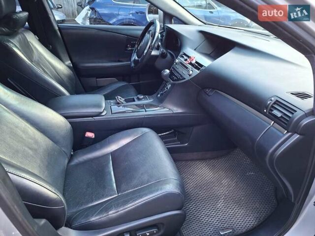 Серый Лексус РХ, объемом двигателя 3 л и пробегом 265 тыс. км за 16500 $, фото 8 на Automoto.ua