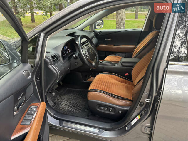 Лексус РХ 2013 в Киеве на Automoto.ua Серый Лексус РХ, объемом двигателя 3.5 л и пробегом 182 тыс. км за 23400 $, фото 28 на Automoto.ua