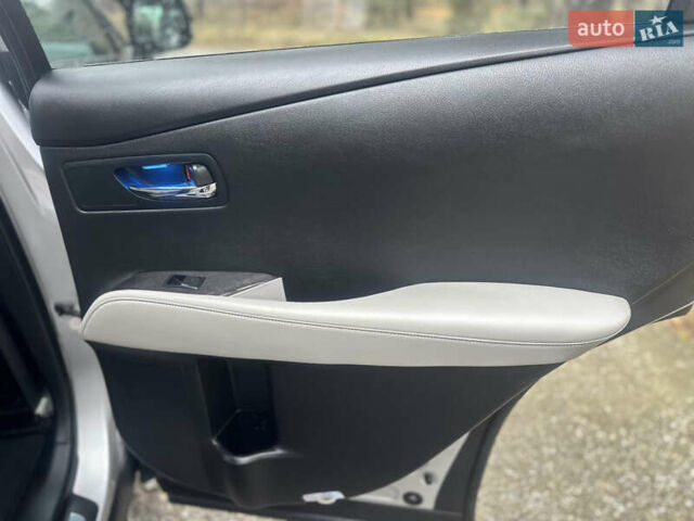 Серый Лексус РХ, объемом двигателя 3.46 л и пробегом 150 тыс. км за 18900 $, фото 13 на Automoto.ua