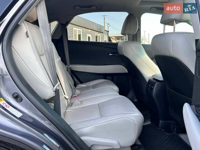 Лексус РХ 2014 в Одессе на Automoto.ua Серый Лексус РХ, объемом двигателя 3.46 л и пробегом 260 тыс. км за 18800 $, фото 34 на Automoto.ua