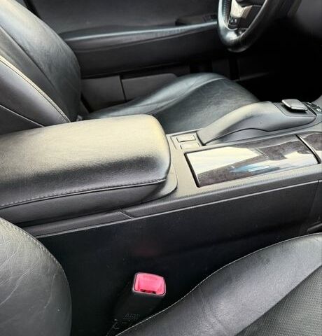 Лексус РХ 2014 в Изюме на Automoto.ua Серый Лексус РХ, объемом двигателя 3.5 л и пробегом 280 тыс. км за 16999 $, фото 14 на Automoto.ua