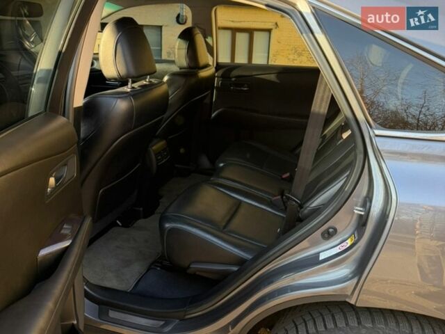 Серый Лексус РХ, объемом двигателя 3.46 л и пробегом 150 тыс. км за 19500 $, фото 24 на Automoto.ua