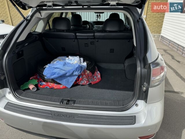 Сірий Лексус РХ, об'ємом двигуна 3.46 л та пробігом 130 тис. км за 18000 $, фото 12 на Automoto.ua