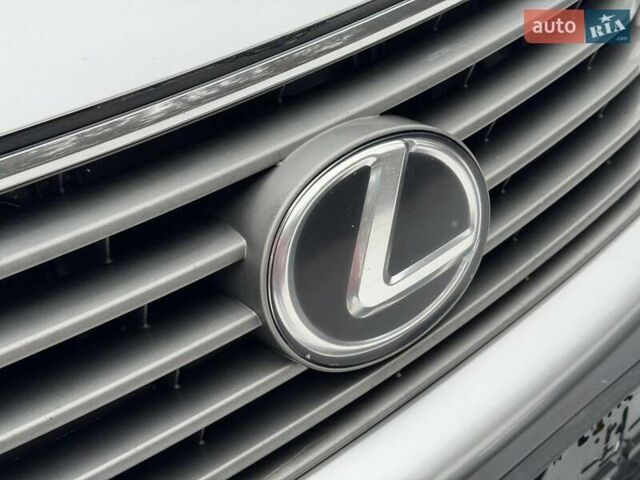 Сірий Лексус РХ, об'ємом двигуна 3.46 л та пробігом 198 тис. км за 17850 $, фото 5 на Automoto.ua