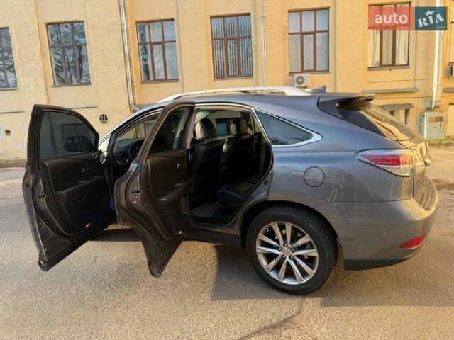 Серый Лексус РХ, объемом двигателя 3.46 л и пробегом 150 тыс. км за 19500 $, фото 26 на Automoto.ua