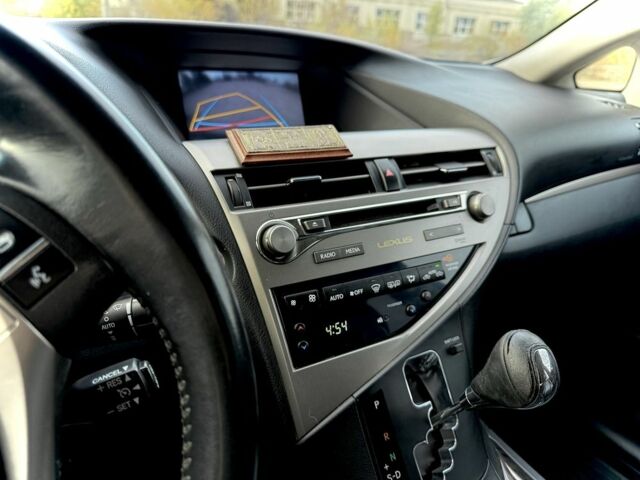 Лексус РХ 2014 в Изюме на Automoto.ua Серый Лексус РХ, объемом двигателя 3.5 л и пробегом 280 тыс. км за 16999 $, фото 6 на Automoto.ua