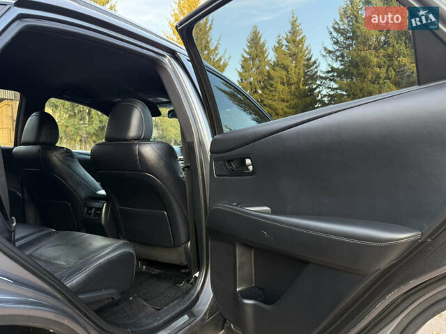 Серый Лексус РХ, объемом двигателя 3.5 л и пробегом 227 тыс. км за 21999 $, фото 41 на Automoto.ua