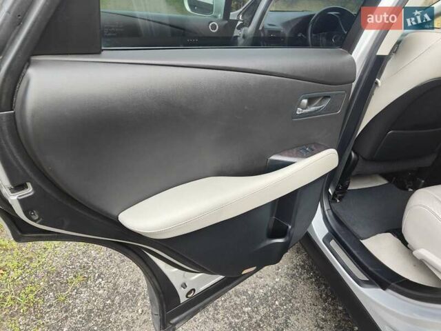 Серый Лексус РХ, объемом двигателя 3.46 л и пробегом 109 тыс. км за 24700 $, фото 29 на Automoto.ua