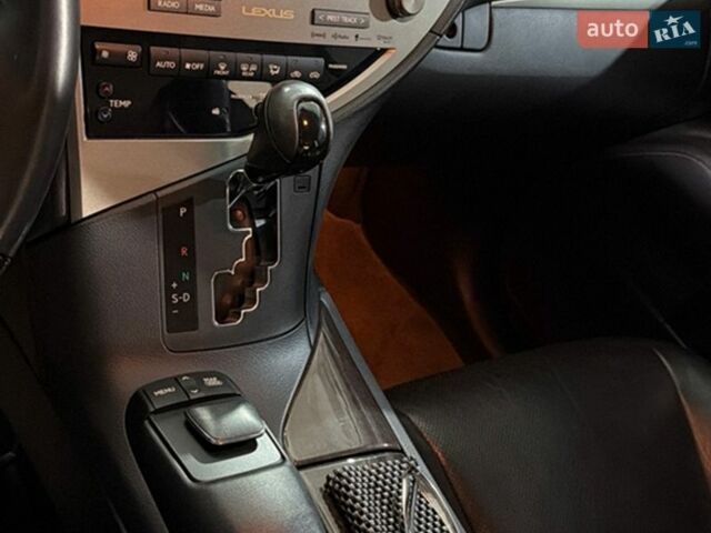 Серый Лексус РХ, объемом двигателя 3.46 л и пробегом 150 тыс. км за 19500 $, фото 13 на Automoto.ua