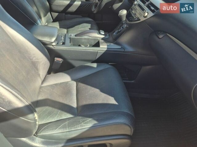 Серый Лексус РХ, объемом двигателя 3.5 л и пробегом 230 тыс. км за 18900 $, фото 16 на Automoto.ua