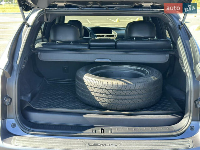 Серый Лексус РХ, объемом двигателя 3.46 л и пробегом 145 тыс. км за 28000 $, фото 15 на Automoto.ua