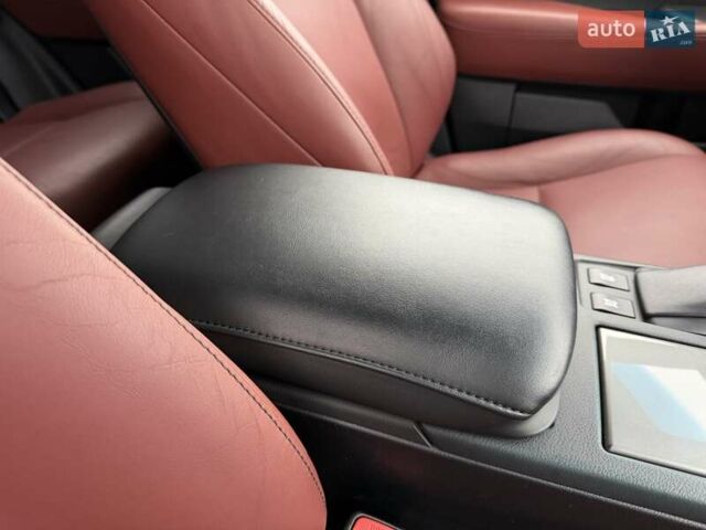 Серый Лексус РХ, объемом двигателя 3.46 л и пробегом 135 тыс. км за 23700 $, фото 124 на Automoto.ua