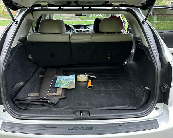 Серый Лексус РХ, объемом двигателя 3.5 л и пробегом 103 тыс. км за 25800 $, фото 4 на Automoto.ua