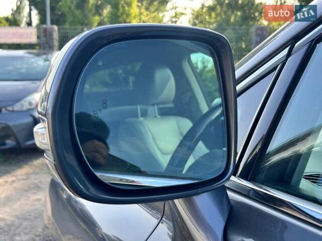 Лексус РХ 2014 в Одессе на Automoto.ua Серый Лексус РХ, объемом двигателя 3.46 л и пробегом 260 тыс. км за 18800 $, фото 12 на Automoto.ua