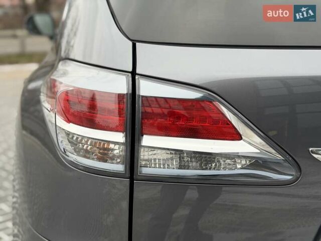 Серый Лексус РХ, объемом двигателя 3.46 л и пробегом 135 тыс. км за 23700 $, фото 30 на Automoto.ua