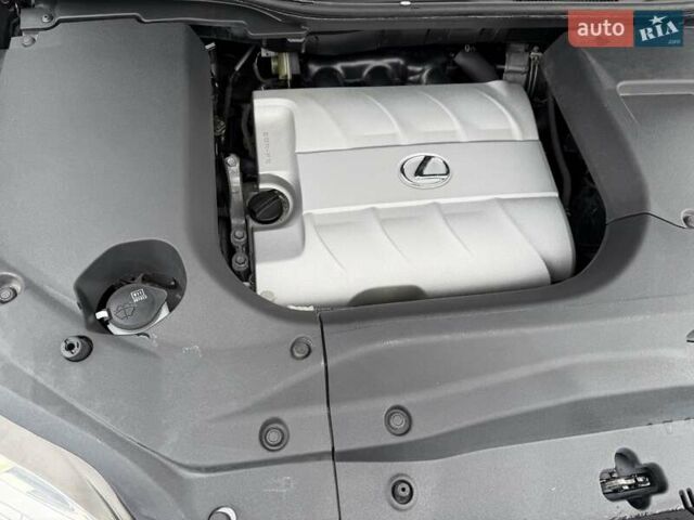 Серый Лексус РХ, объемом двигателя 3.46 л и пробегом 135 тыс. км за 23700 $, фото 137 на Automoto.ua