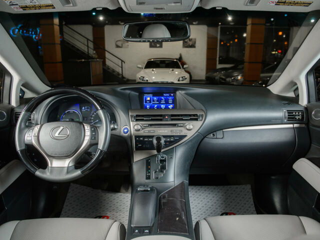 Сірий Лексус РХ, об'ємом двигуна 35 л та пробігом 80 тис. км за 31000 $, фото 23 на Automoto.ua