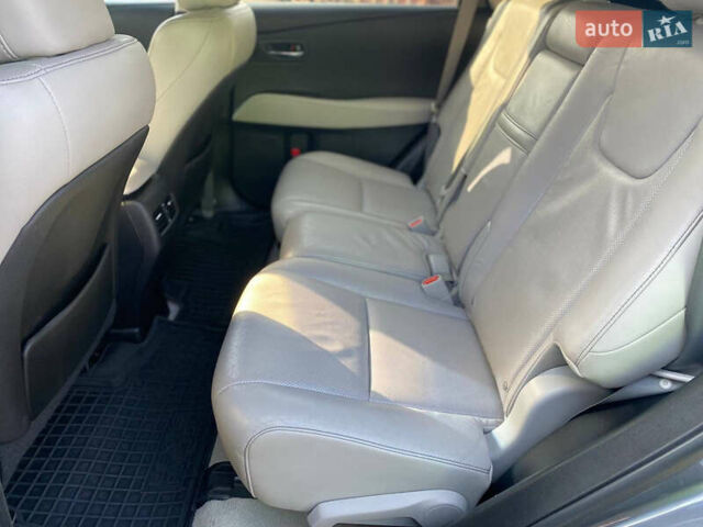 Серый Лексус РХ, объемом двигателя 3.46 л и пробегом 193 тыс. км за 20999 $, фото 5 на Automoto.ua