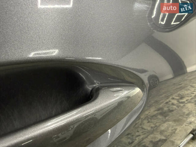 Серый Лексус РХ, объемом двигателя 3.46 л и пробегом 159 тыс. км за 21999 $, фото 17 на Automoto.ua