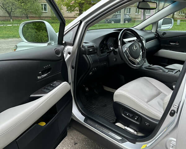 Серый Лексус РХ, объемом двигателя 3.5 л и пробегом 103 тыс. км за 25800 $, фото 12 на Automoto.ua