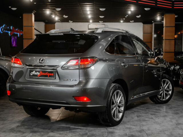 Сірий Лексус РХ, об'ємом двигуна 35 л та пробігом 80 тис. км за 31000 $, фото 7 на Automoto.ua