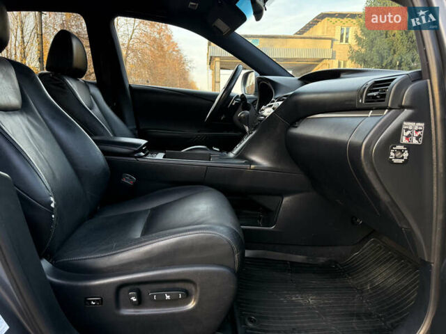 Серый Лексус РХ, объемом двигателя 3.5 л и пробегом 227 тыс. км за 21999 $, фото 29 на Automoto.ua