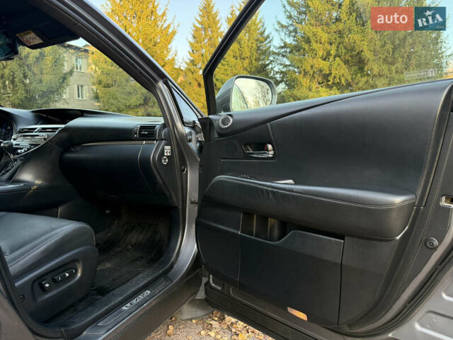 Серый Лексус РХ, объемом двигателя 3.5 л и пробегом 227 тыс. км за 21999 $, фото 28 на Automoto.ua