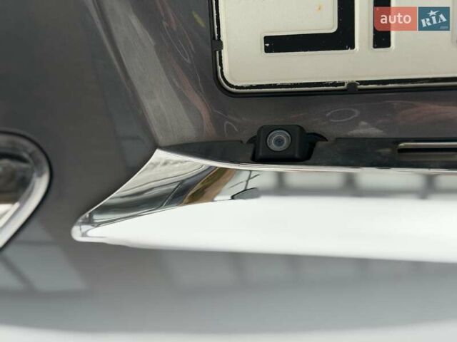 Серый Лексус РХ, объемом двигателя 3.46 л и пробегом 135 тыс. км за 23700 $, фото 35 на Automoto.ua