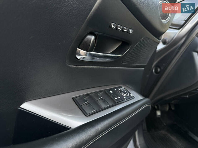 Серый Лексус РХ, объемом двигателя 3.5 л и пробегом 227 тыс. км за 21999 $, фото 18 на Automoto.ua